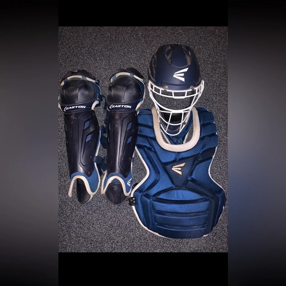 Used Catchers Gear - Picture 1 of 3